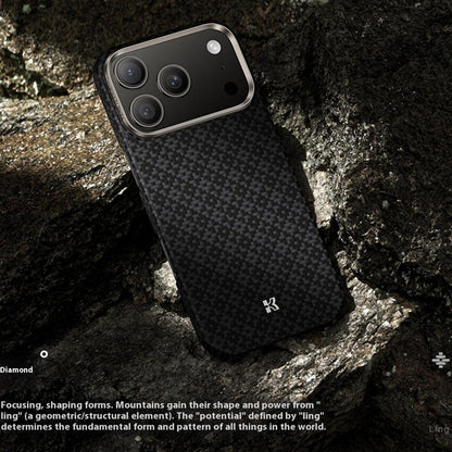 Benks C1 Kevlar Aramid Fiber Diamond Texture Woven Black Phone Case Compatible with MagSafe - For iPhone 17 Pro Max