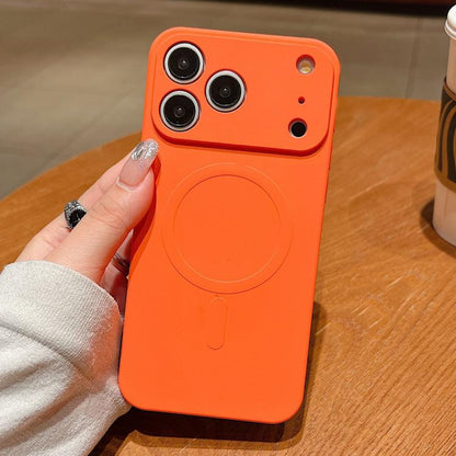Solid Colour Liquid Silicone MagSafe Phone Case - For iPhone 17 Pro