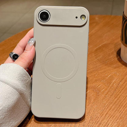 Solid Colour Liquid Silicone MagSafe Phone Case - For iPhone Air